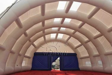 China Tent van de tennisbaan de Opblaasbare Gebeurtenis voor Openluchtactiviteiten 37x18x9.5m fabriek